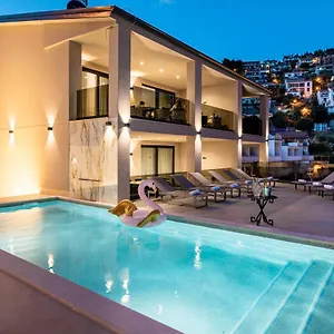  Apartmán Nina - With Pool Near The Sea