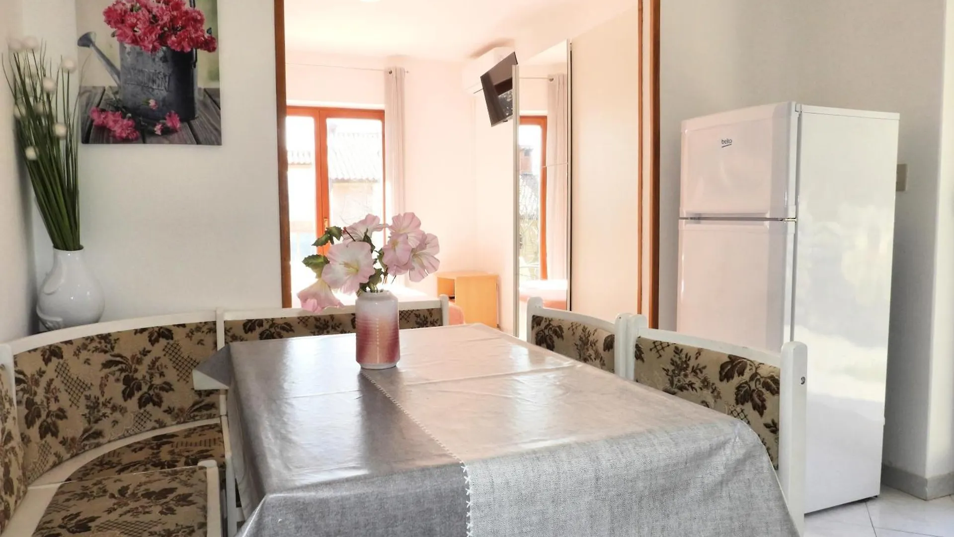 Apartments Rabac 828