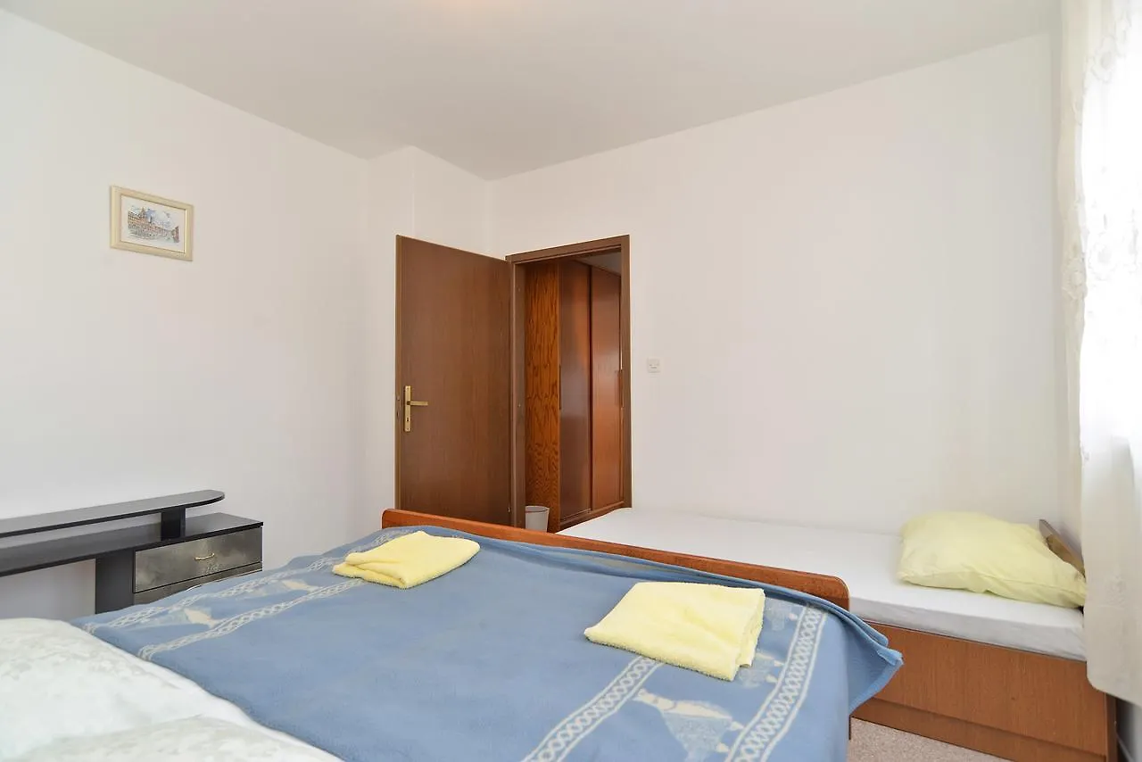 Apartments Rabac 828 克罗地亚