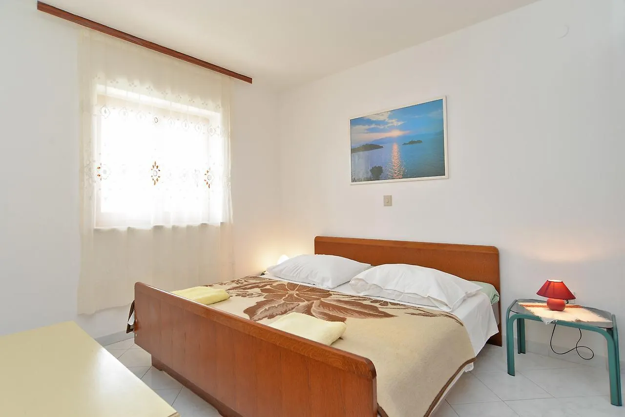 Apartments Rabac 828 0*,  克罗地亚