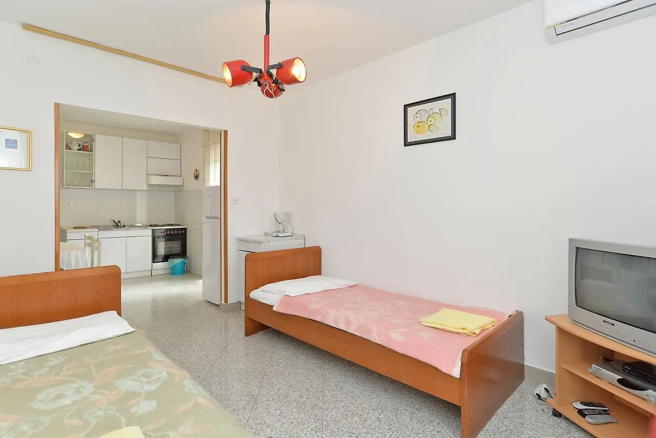 Apartments Rabac 828