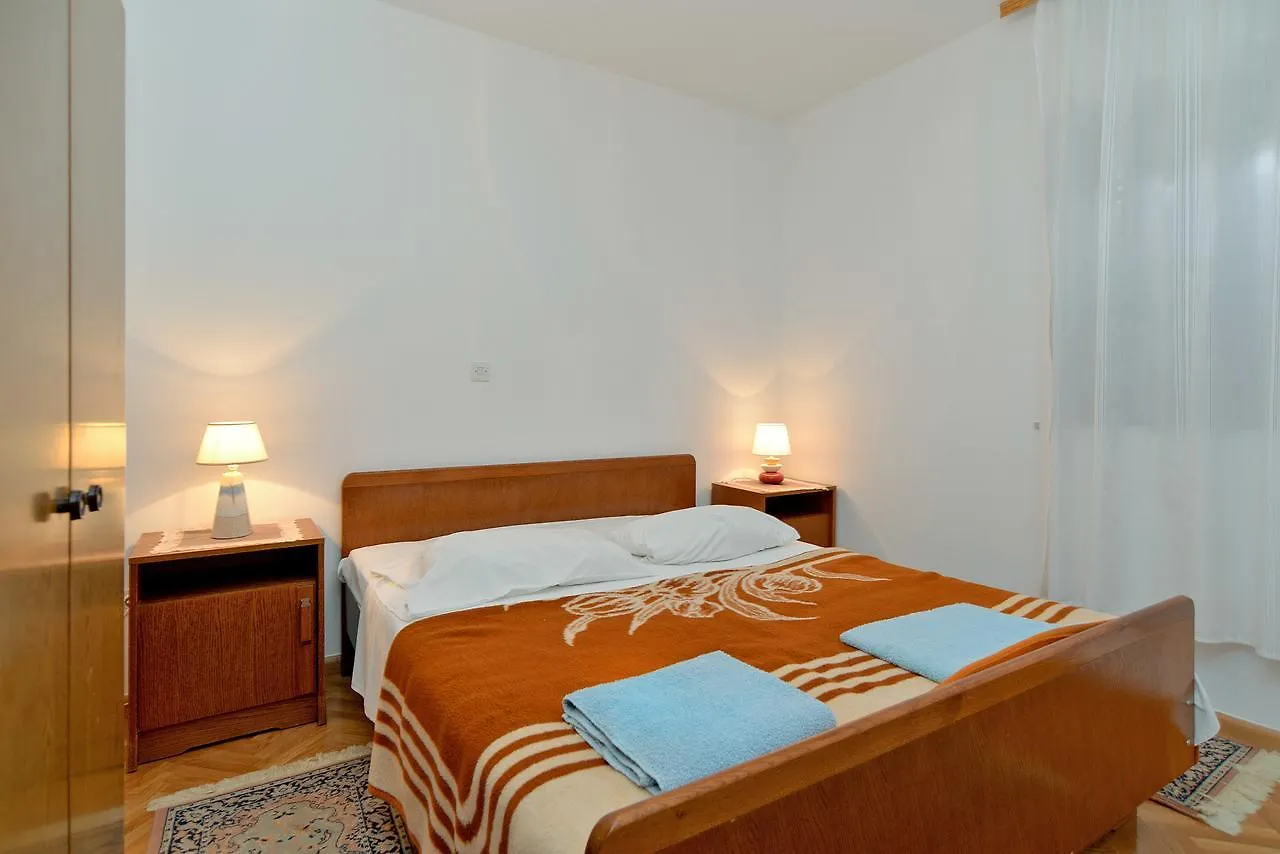 Apartments Rabac 828