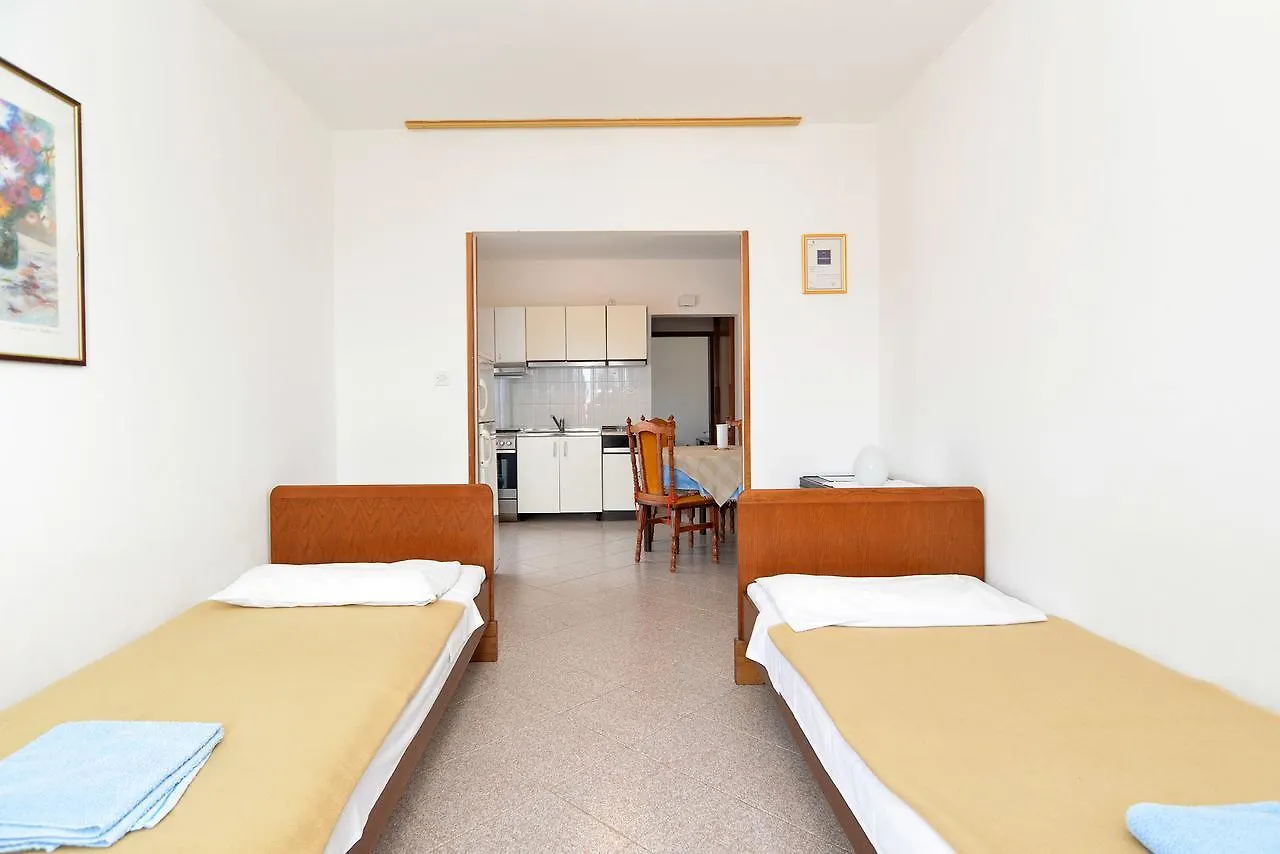 Apartments Rabac 828