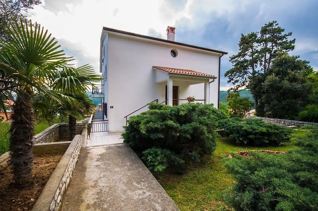 Apartments Rabac 828