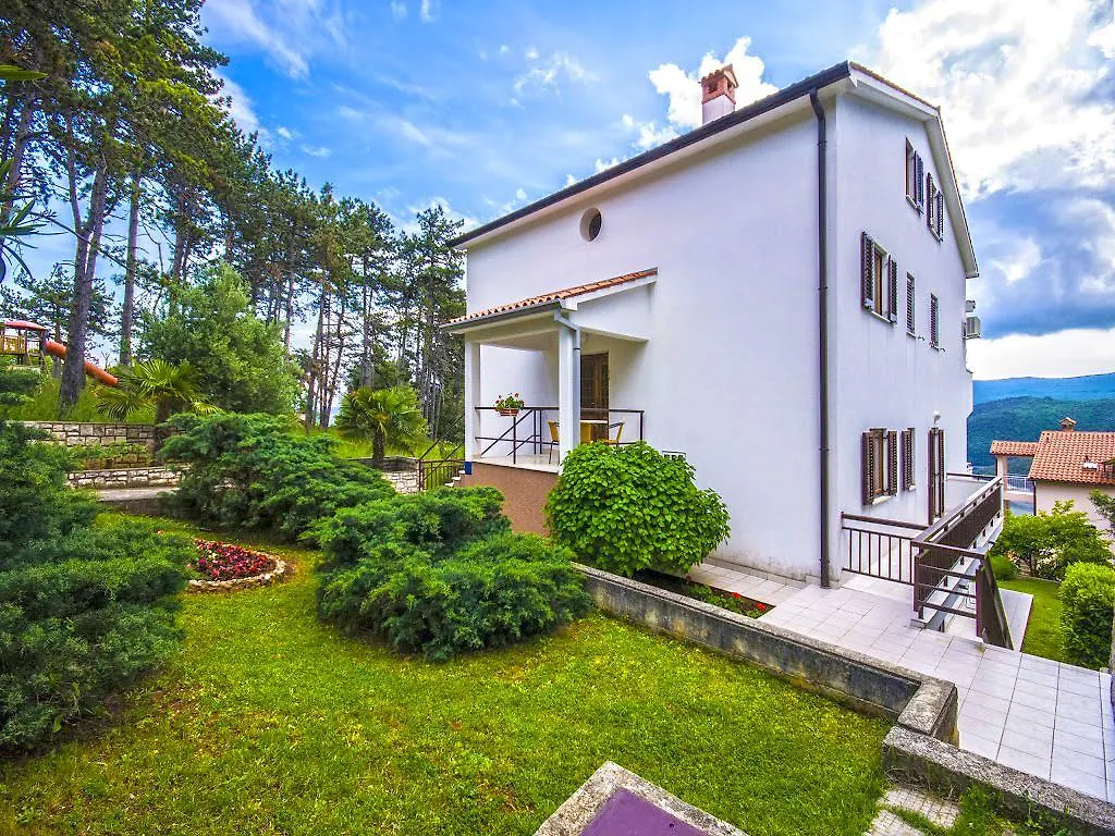 Apartments Rabac 828
